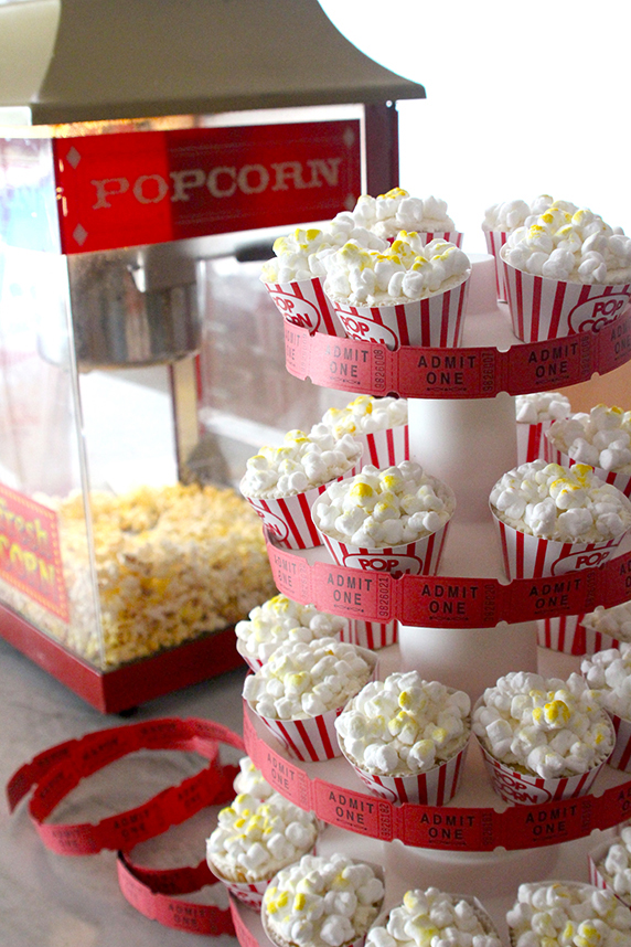 Popcorn and popcorn cupcakes
